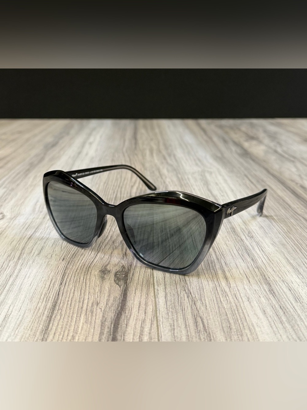 Maui Jim Lotus MJ827-02J Polarized Sunglasses Gloss Black Fade Cat Eye Italy